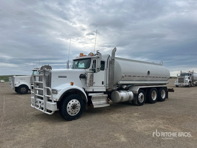 2009 Kenworth W900 8x4 Tankwagen