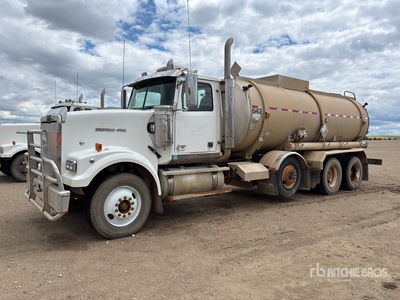 2008 Western Star 4900 4500 gal 8x4 タンクトラック (Glider Kit)