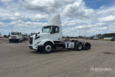 2019 Volvo VNR300 6x4 T/A Day Cab Truck Tractor