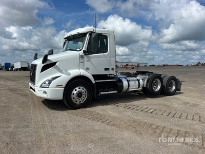 2022 Volvo VNR300 6x2 Day Cab Prime Mover