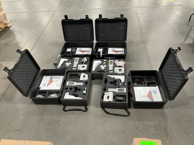 (4) Abbott i-Stat1 Blood Gas Analyzers