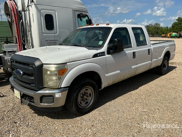 2013 Ford F-250 2013 Ford F-250 4X2 Crew Cab Pickup (Inoperable)