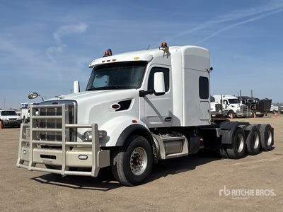 2022 Peterbilt 567 8x6 Tri/A Sleeper Truck Tractor