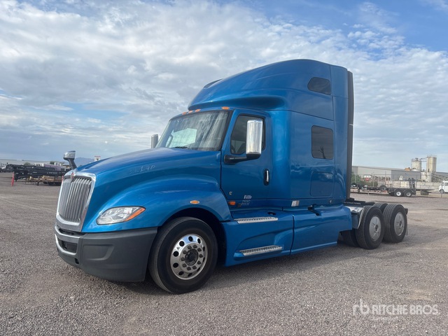 2021 International LT625 6x2 T/A Sleeper Truck Tractor