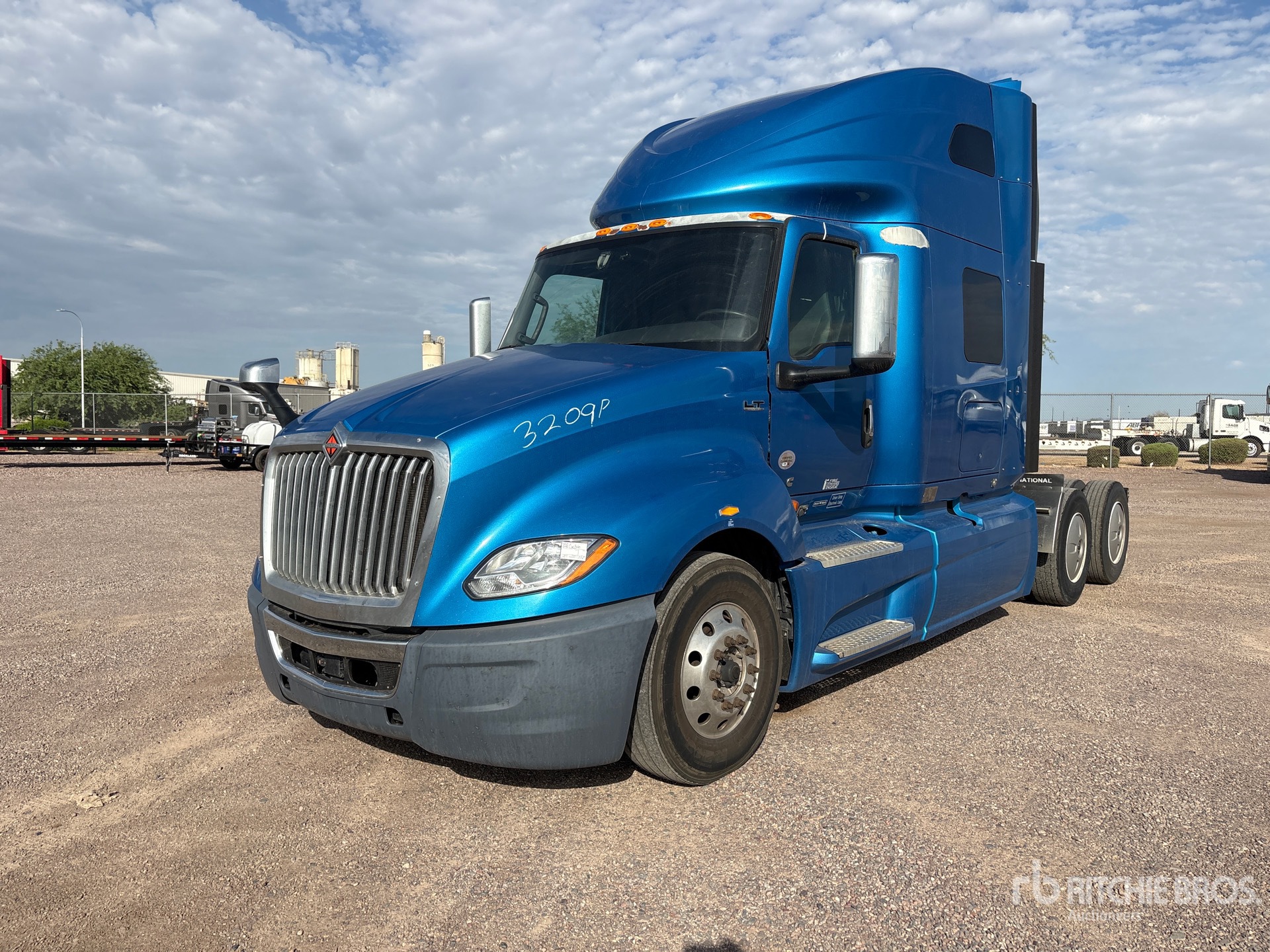 2021 International LT625 6x2 T/A Sleeper Truck Tractor