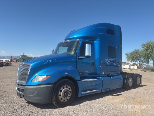 2021 International LT625 6x2 T/A Sleeper Truck Tractor