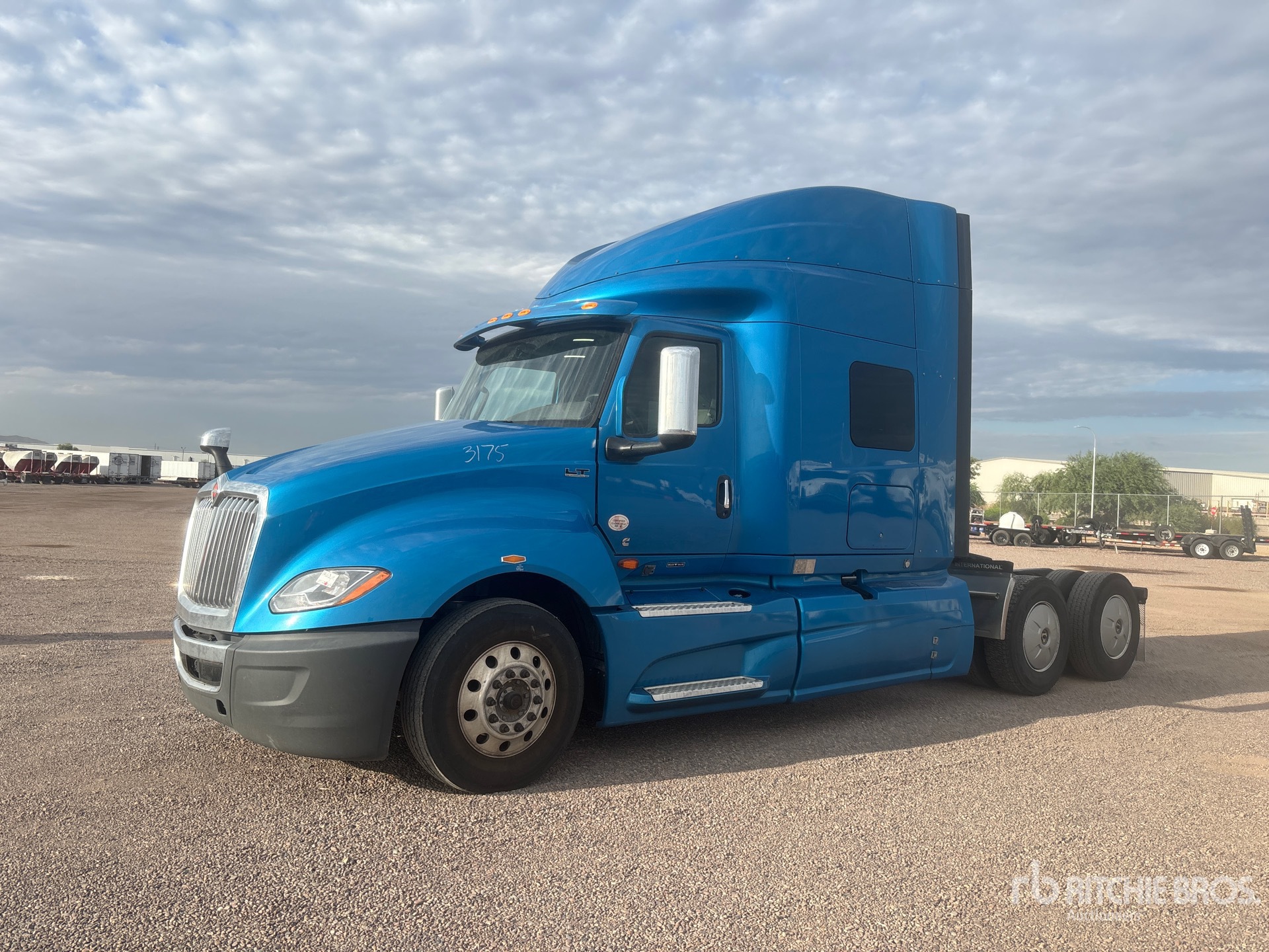 2020 International LT625 6x2 T/A Sleeper Truck Tractor