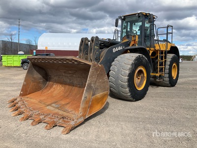 2016 John Deere 844K Wheel Loader