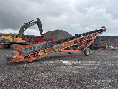 2021 Eagle 36529400 30 in x 50 ft Portable Radial Stacking Conveyor
