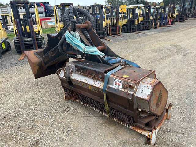 2016 FAE UML/HY-125VT 1300 mm Q/C - Fits Excavator