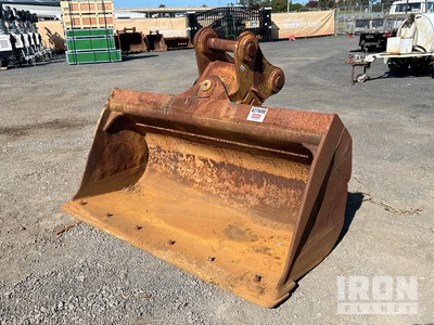 2100 mm Q/C Hydraulic Tilting Excavator Bucket