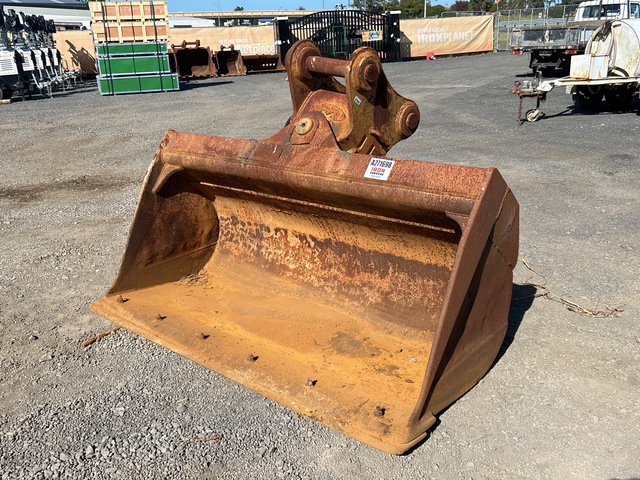 2100 mm Q/C Hydraulic Tilting Excavator Bucket