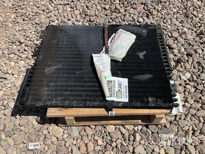 12340185 Engine Lubricating Oil Cooler