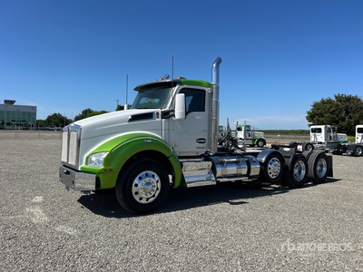 2024 Kenworth T880 8x4 Heavy Haul Truck Tri/A Day Cab Truck Tractor