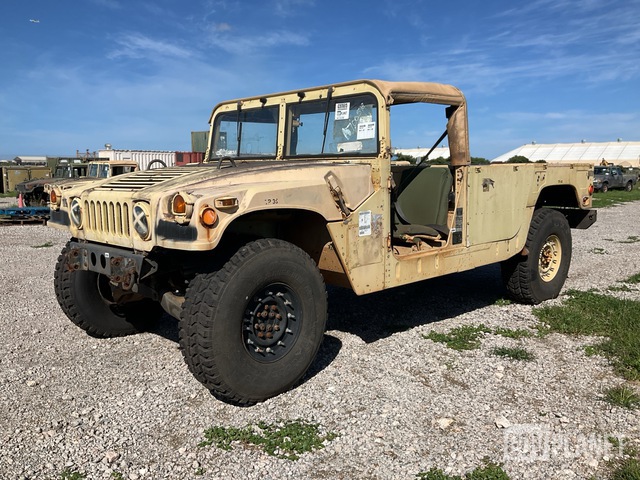AM General M1097R1 HMMWV 2 Door Soft Top w/Truck Body