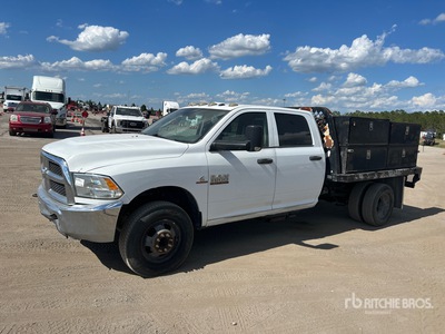 2014 Ram 3500 4x4 Crew Cab Flatbed Truck