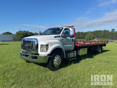 2021 Ford F-750 XL 4x2 Portavheiculos