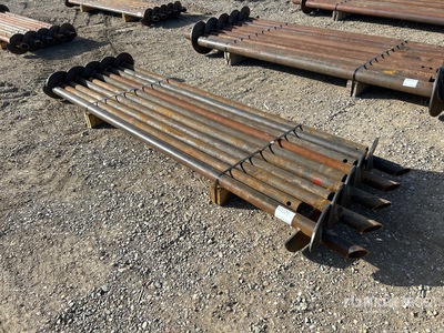 Quantity of (10) 10 ft Screw Pilings ドリル/油田 その他用