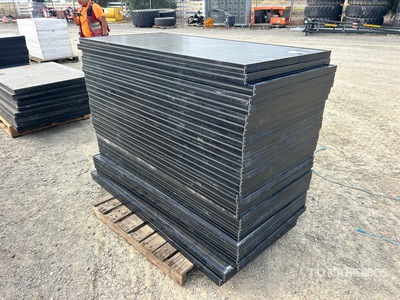 Quantity of (30) SunTech STP210-18/ud 210W Solar Panels