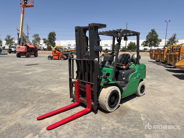 2018 Mitsubishi FG30N 5500 lb Cushion Tire Forklift