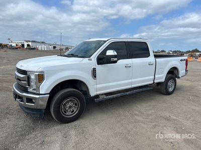 2018 Ford F-250 4x4 Crew Cab Pickup