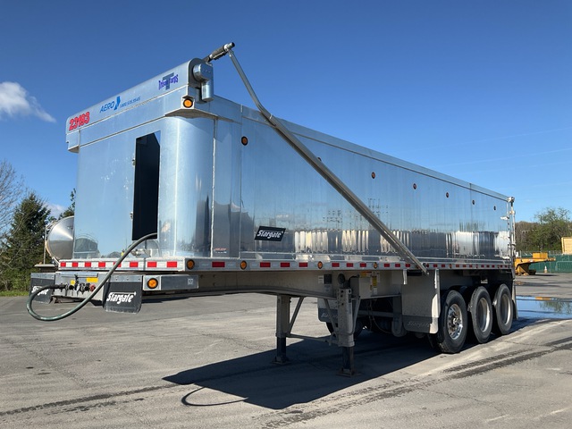 2024 Stargate 30 ft Tri/A End Dump Trailer
