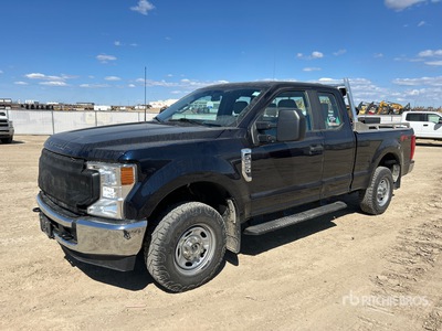 2022 Ford F-250 XL 4x4 Extended Cab Pick-up