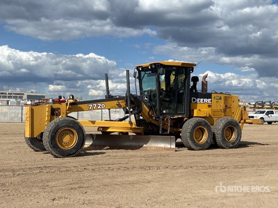 2006 John Deere 772D AWD Motor Grader