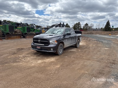 2022 Ram 1500 Classic 4x4 Crew Cab Pickup