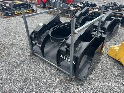 2026 LYALS ZMQO2 66 in Skid Steer Grapple Bucket (Unused)