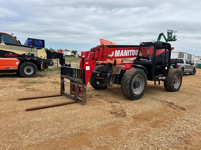 2022 Manitou MT10055 Telehandler