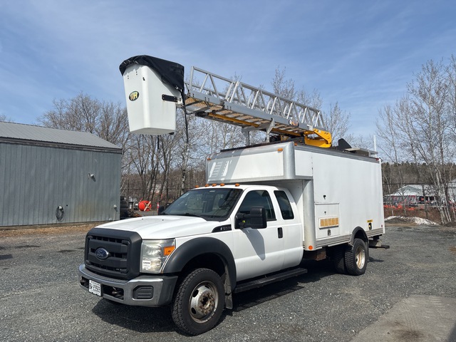 2012 Robert Hydraulique INC RHL37 26 ft on 2012 Ford F-550 XL 4x2 Extended Cab Bucket Truck