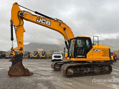2021 JCB 220X LC Tracked Excavator