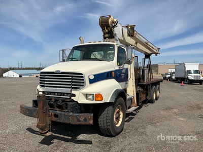 2010 National 900A 26 ton Straight Boom on 2008 Sterling L8500 6x4 Camion à Fèche