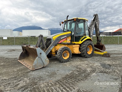 2007 Volvo BL70 4x4 Retroexcavadora