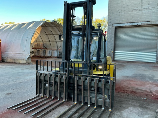 2000 Hyster H155XL2 11650 lb Pneumatic Tire Forklift