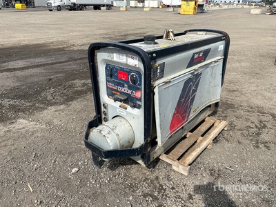 2015 Lincoln D300K 300 A Skid-Mounted Stick を見 Welder - Fueled (Inoperable)