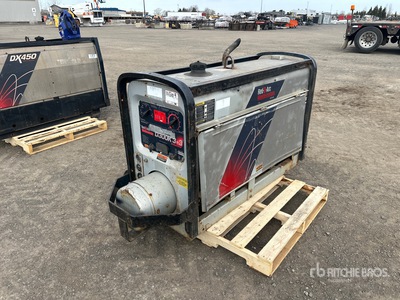 2012 Red-D-Arc D300K 3+3 300 A Skid-Mounted Stick を見 Welder - Fueled (Inoperable)