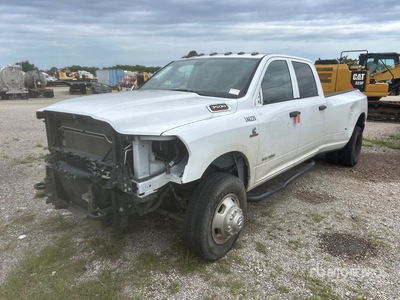 2020 Ram 3500 4x4 Crew Cab Pickup