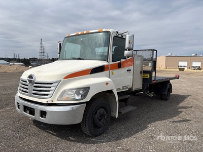 2010 Hino 258 - Roll-Off Truck 14ft Flat Deck equipped with Kargo King Roll-Off System Roll-Off Truck