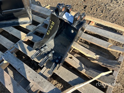 Cat 12 in 0.029 cyd Digging Pin-On Excavator Bucket