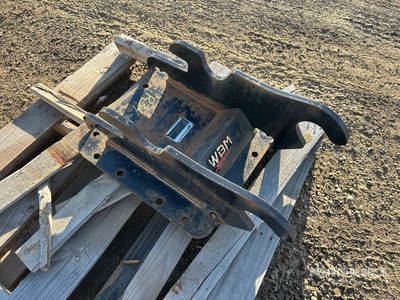 WBM 14 in Backhoe Loader Coupler - Fits Cat 420-07