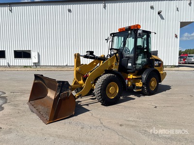 2018 Cat 907M جرافة