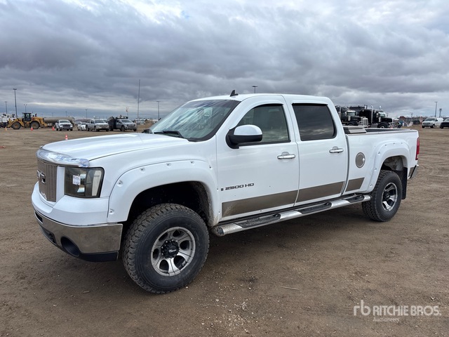 2008 GMC Sierra 2500 Hd 2008 GMC Sierra 2500Hd 4X4 Crew Cab Pickup