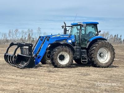 2010 New Holland T7040 4WD Tractor