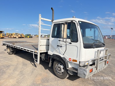 1997 Nissan UD MK185 4x2 Flatbed Truck