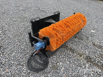 2026 GIYI GY-SE61 1600 mm Sweeper ملحقات معدة الحمل الصغيرة المجنزرة المتنوعة (Unused)
