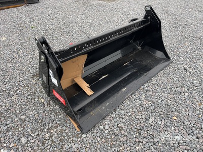 2026 GIYI KH72 1800 mm Q/C Multi-Purpose スキッドステア用バケット (Unused)