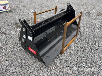 2026 GIYI KH72 1800 mm Q/C Multi-Purpose スキッドステア用バケット (Unused)