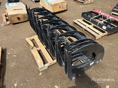 2026 GIYI GY-CLG72 72 in Log Skid Steer Grapple (Unused)
